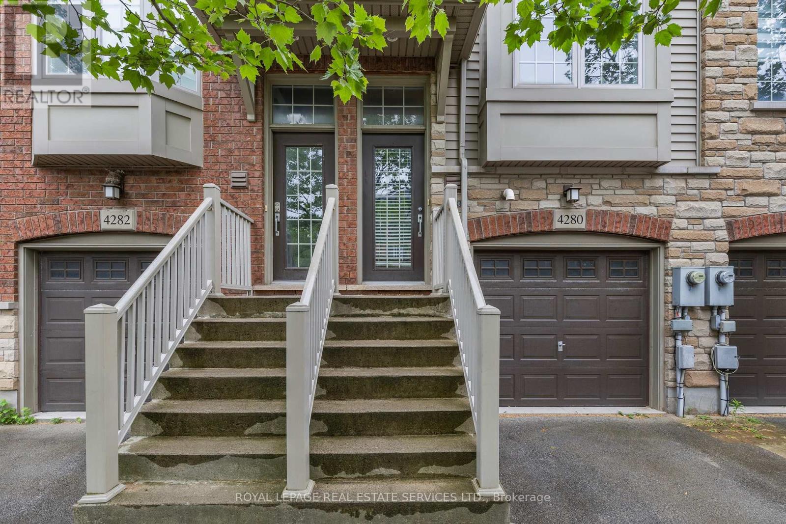 4280 Ingram Common, Burlington, Ontario  L7L 0C4 - Photo 1 - W12204844
