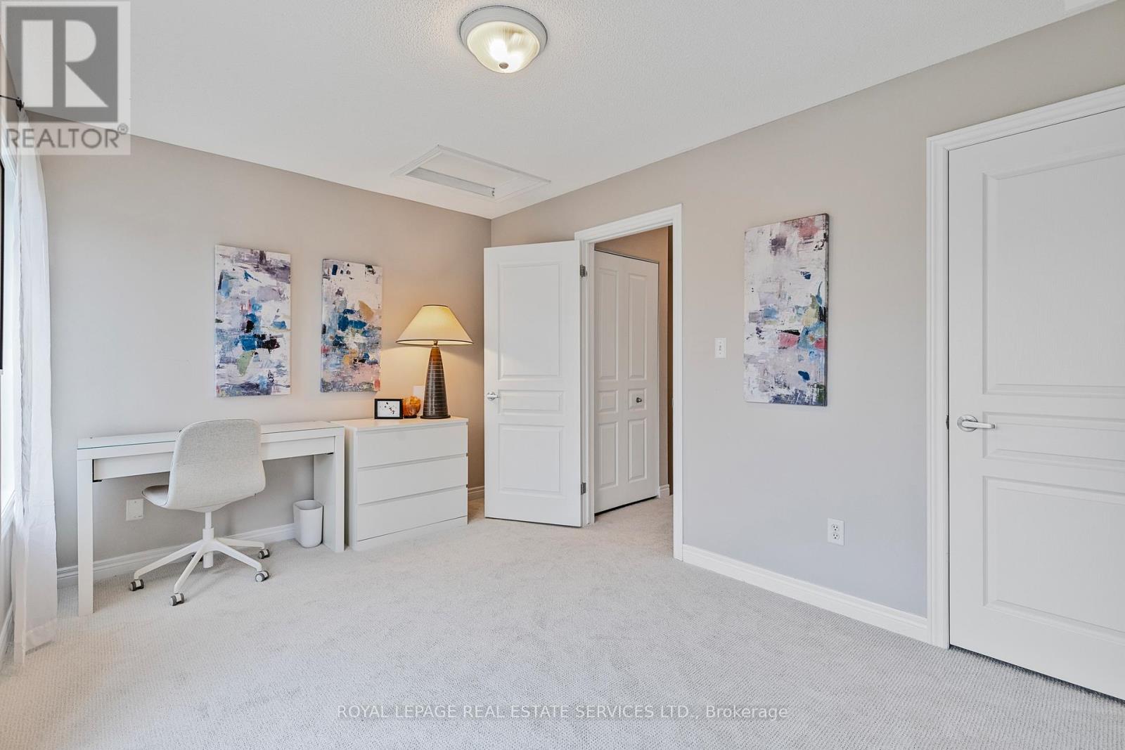 4280 Ingram Common, Burlington, Ontario  L7L 0C4 - Photo 19 - W12204844
