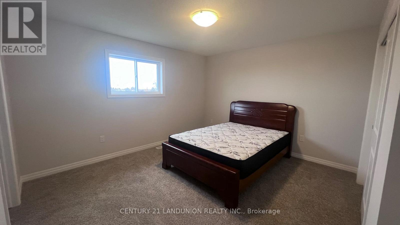 39 Meadowlark Drive, Port Colborne, Ontario  L3K 6E3 - Photo 13 - X12204856