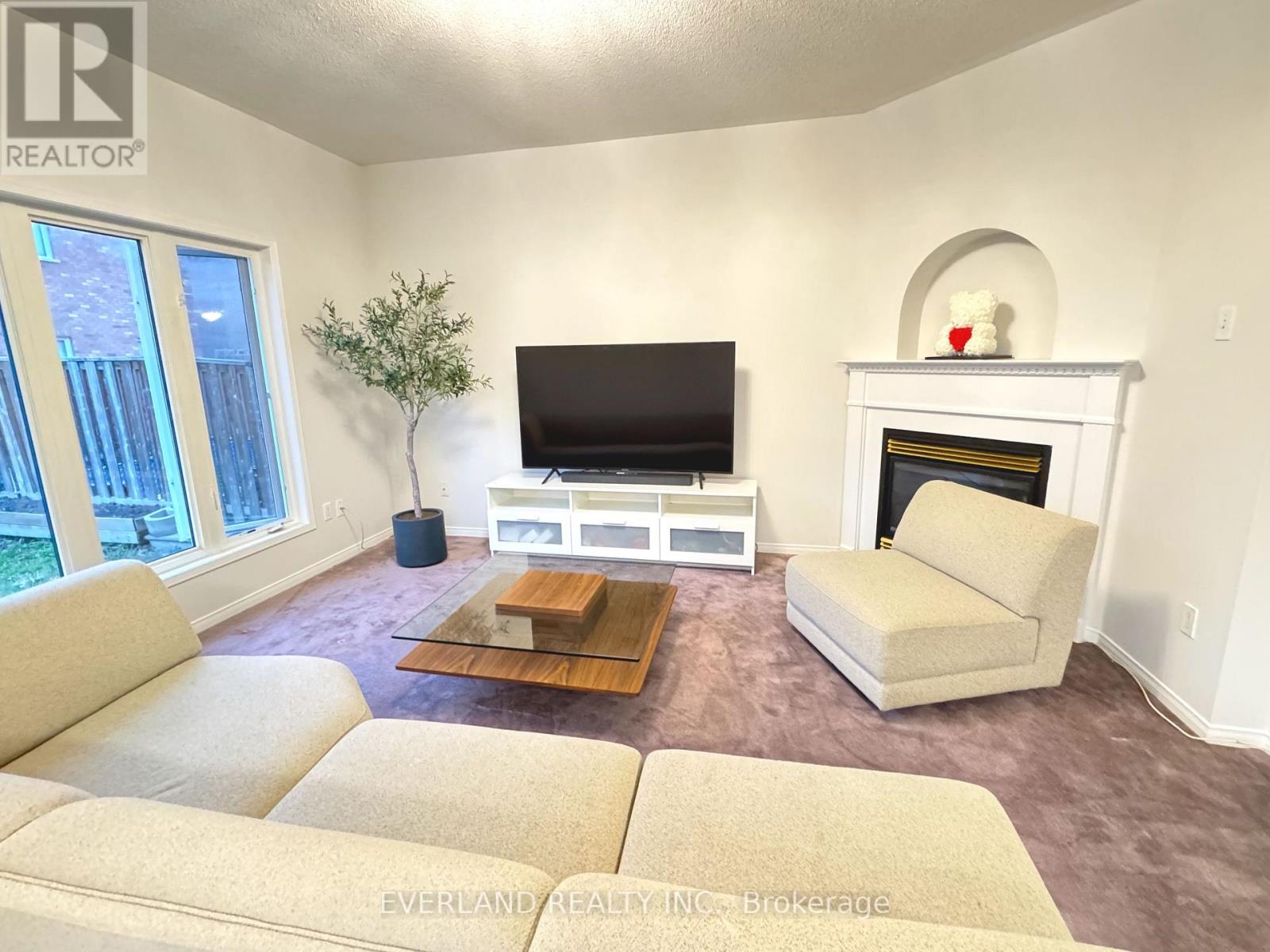 Property at 25 SAFFRON STREET image 3