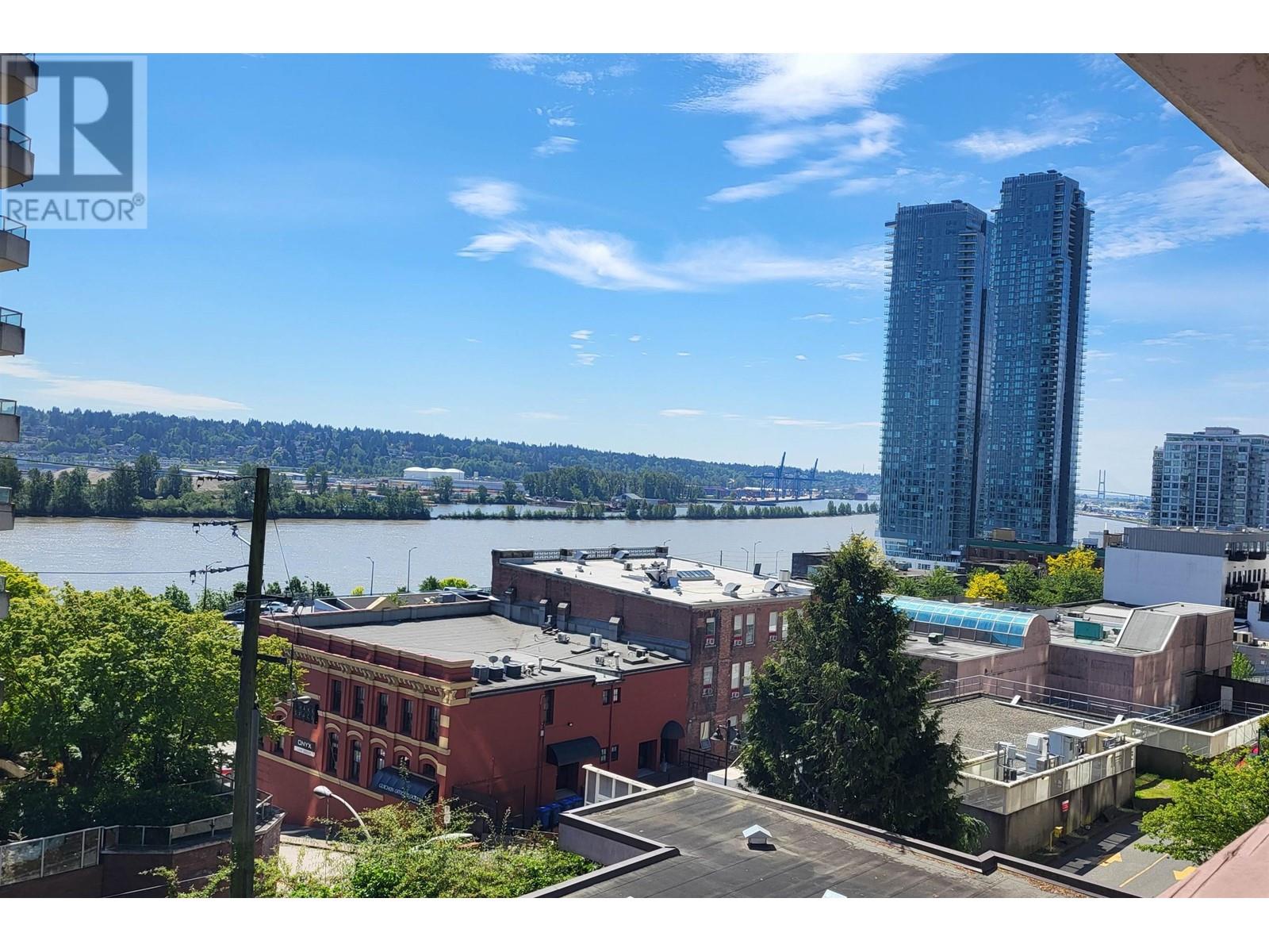 307 45 FOURTH STREET, New Westminster, British Columbia