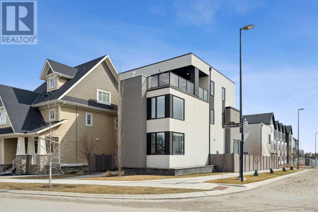 Property at 81 Trasimeno Crescent SW image 1