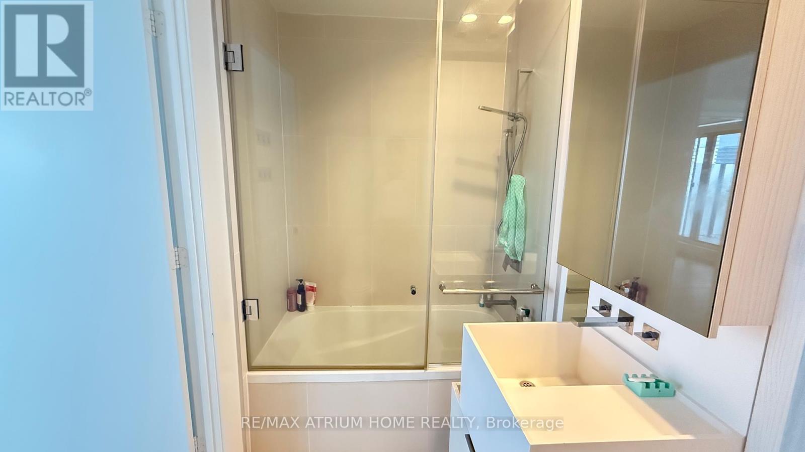 2408 - 1 Bloor Street E, Toronto, Ontario  M4W 1A9 - Photo 16 - C12205149