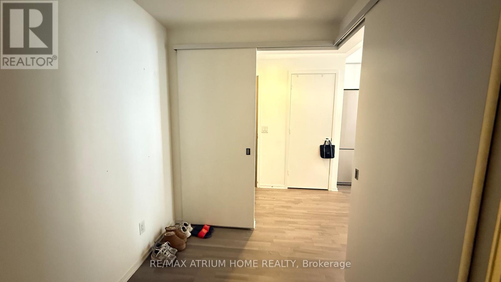2408 - 1 Bloor Street E, Toronto, Ontario  M4W 1A9 - Photo 19 - C12205149