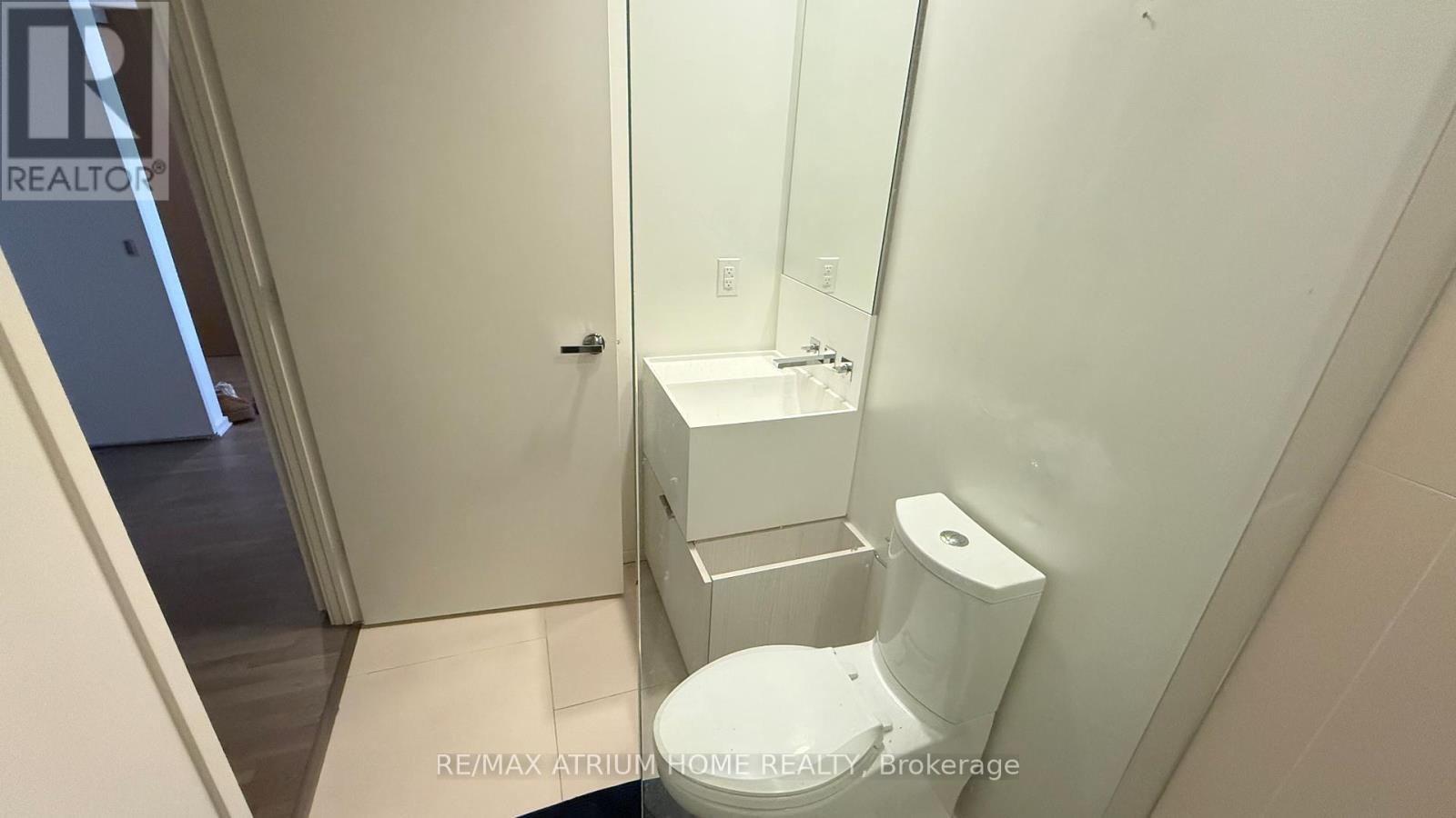 2408 - 1 Bloor Street E, Toronto, Ontario  M4W 1A9 - Photo 23 - C12205149