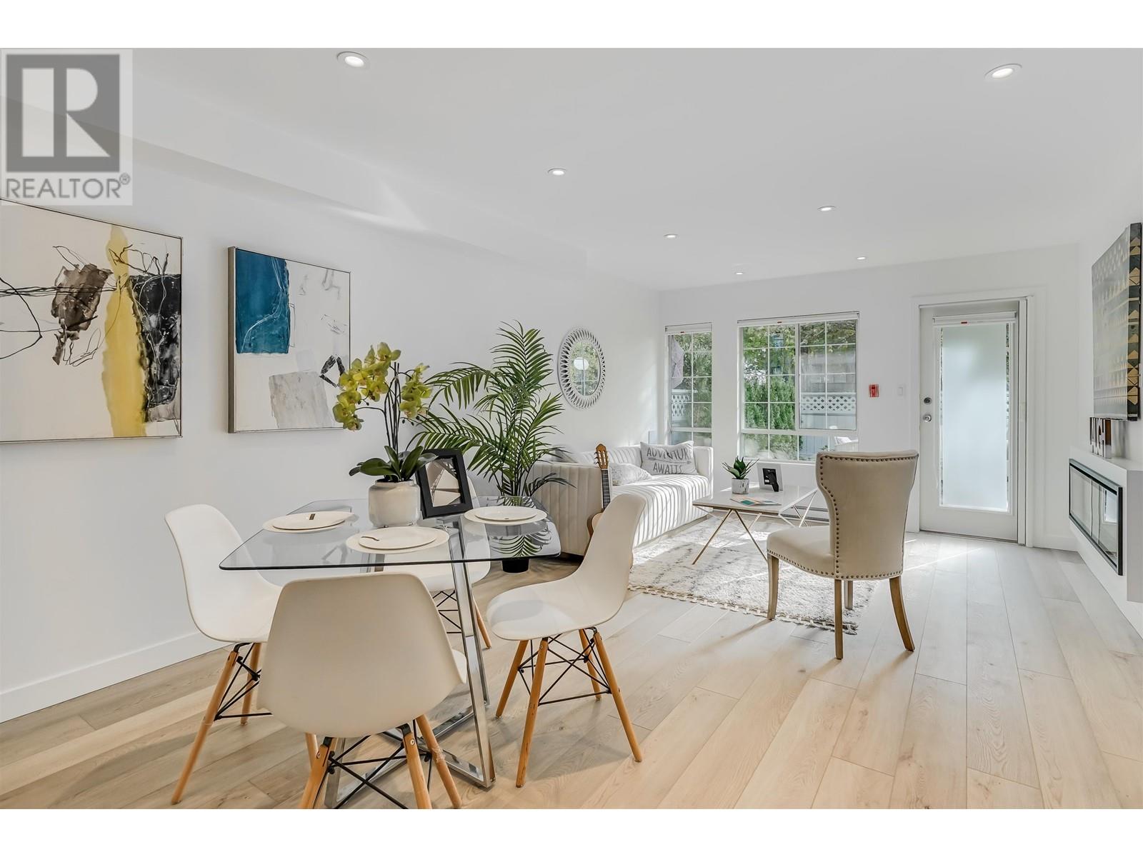 Listing Picture 9 of 35 : 107 3755 ALBERT STREET, Burnaby / 本拿比 - 魯藝地產 Yvonne Lu Group - MLS Medallion Club Member