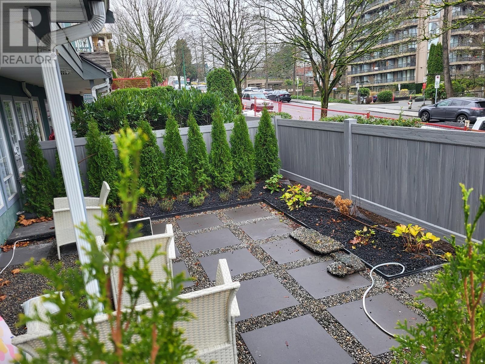 Listing Picture 32 of 35 : 107 3755 ALBERT STREET, Burnaby / 本拿比 - 魯藝地產 Yvonne Lu Group - MLS Medallion Club Member