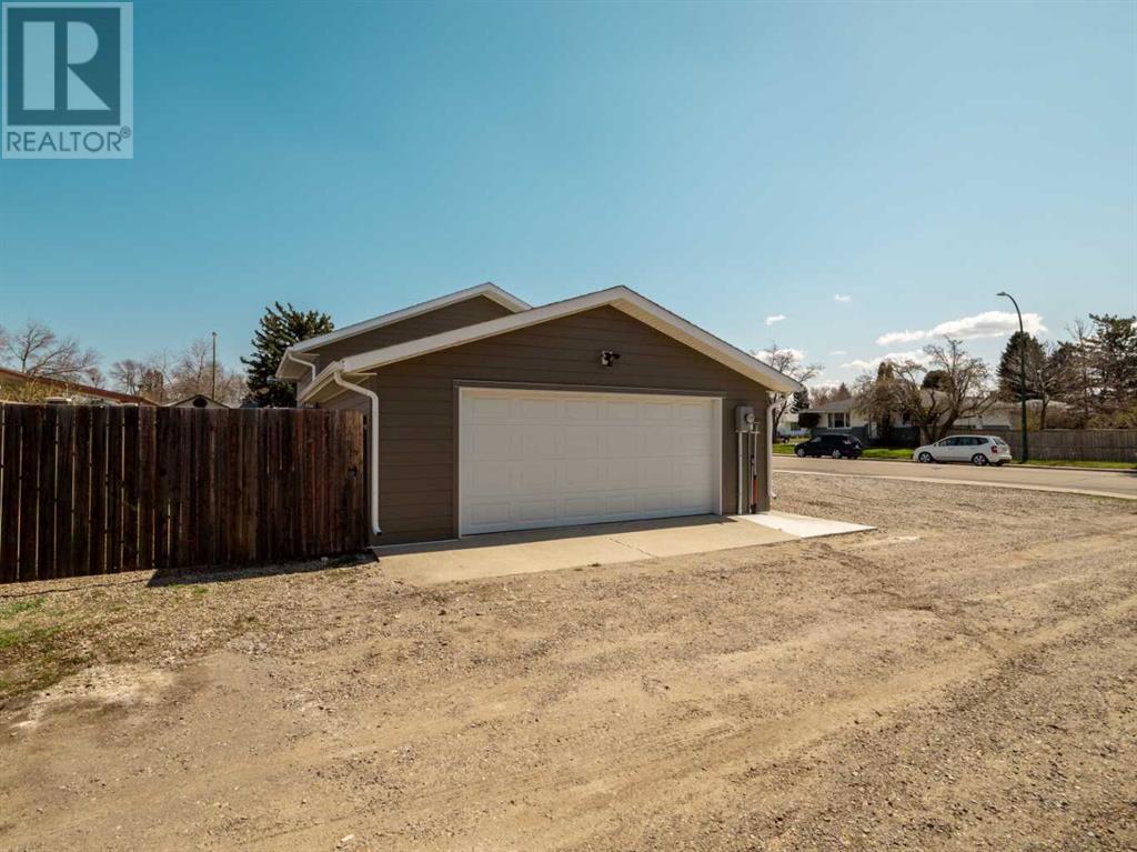 2615 3 Avenue S, Lethbridge, Alberta  T1J 0M3 - Photo 47 - A2215032