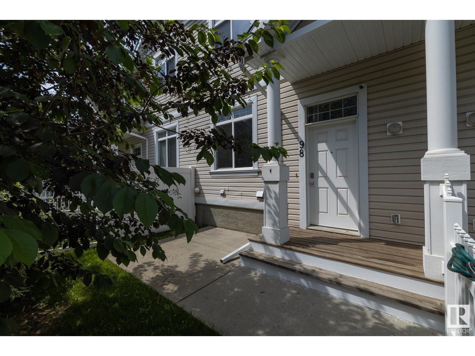 #98 1804 70 ST SW, Edmonton, Alberta