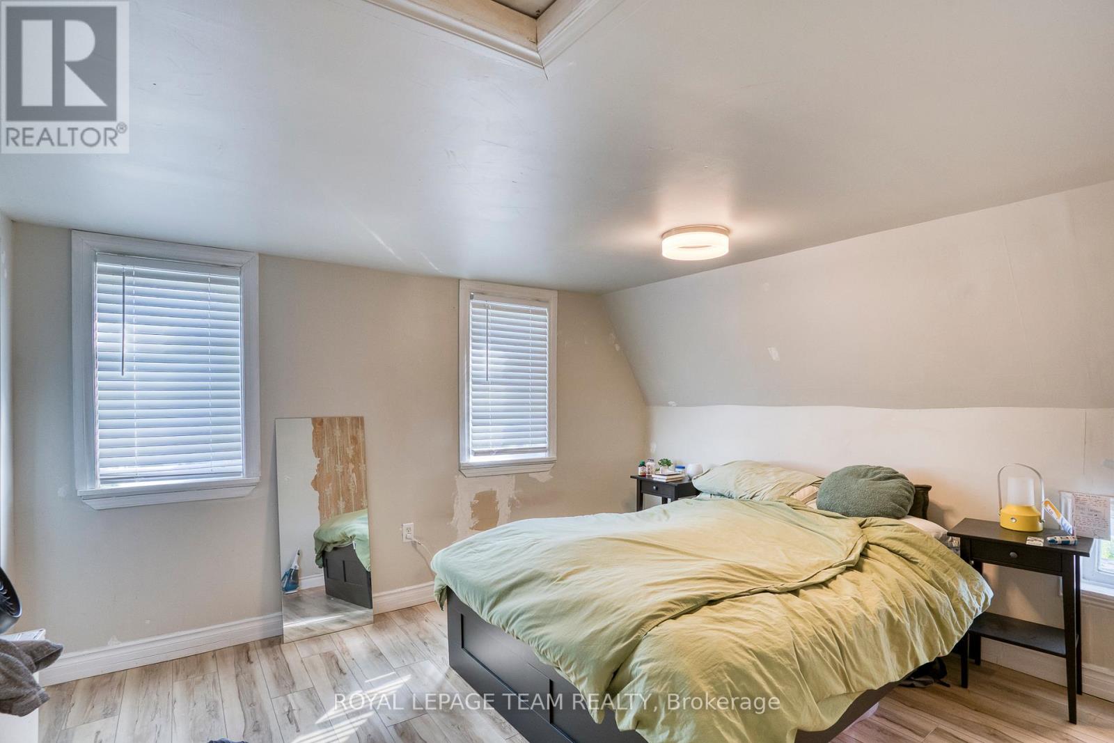 24 Mercer Street, Mississippi Mills, Ontario  K0A 1A0 - Photo 26 - X12205163