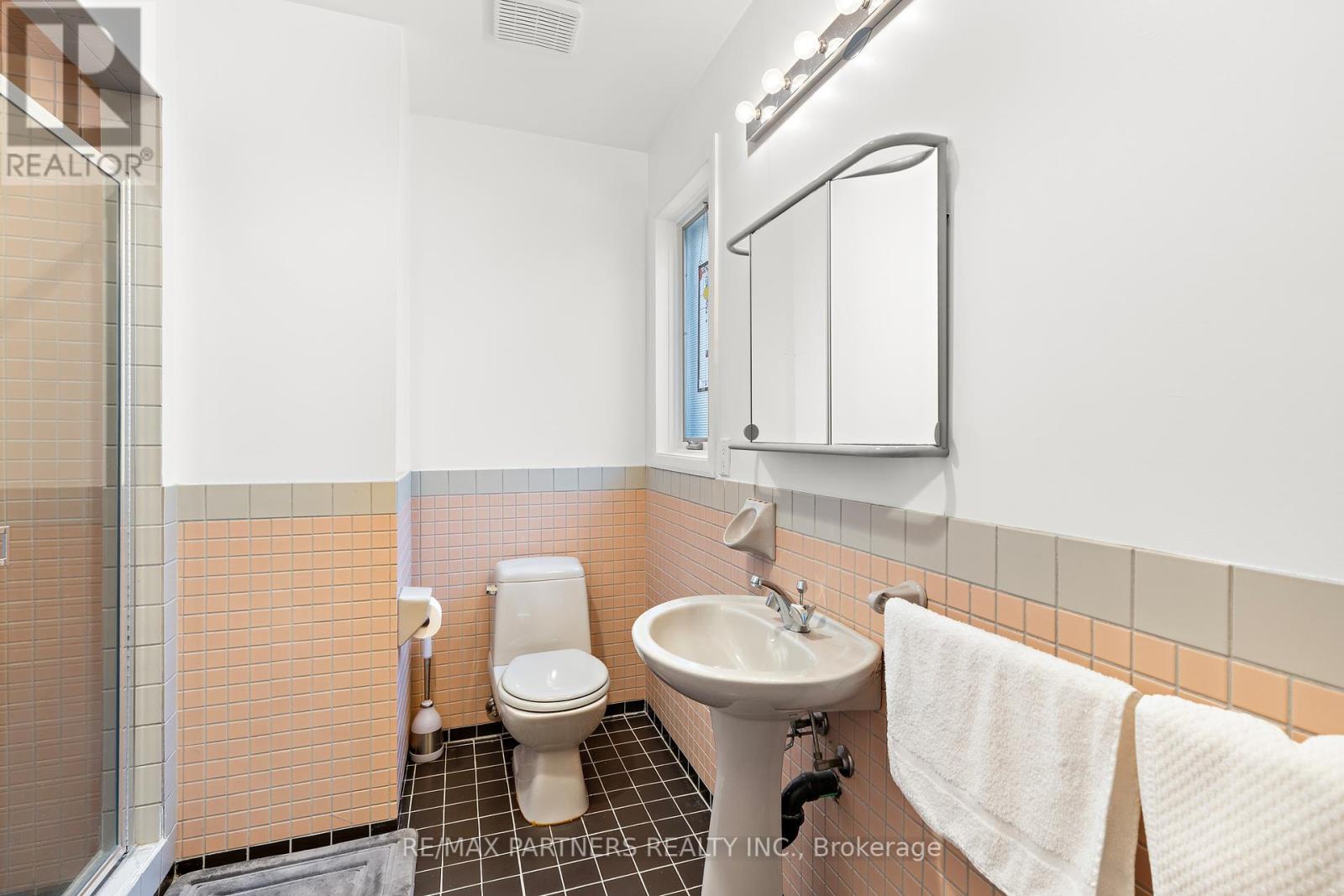 382 Parkview Avenue, Toronto, Ontario  M2N 3Z8 - Photo 28 - C12205159