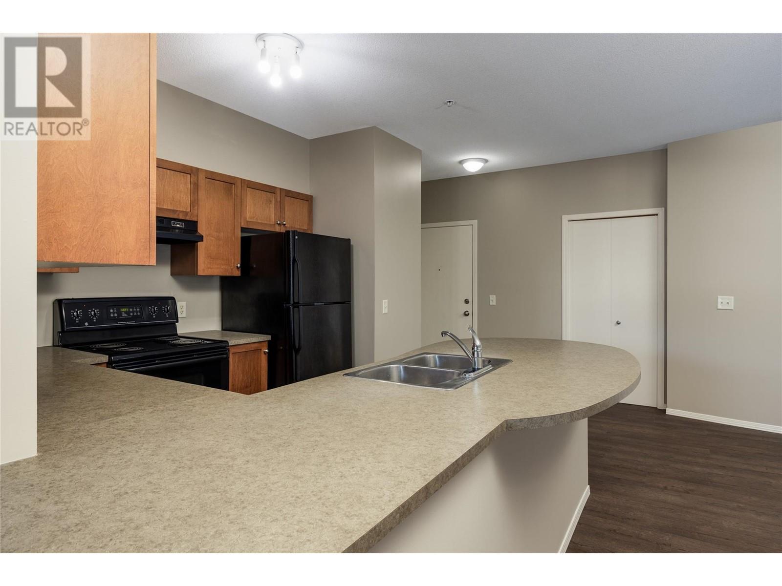 3168 Via Centrale Drive Unit# 1207, Kelowna, British Columbia  V1V 2R6 - Photo 5 - 10334608
