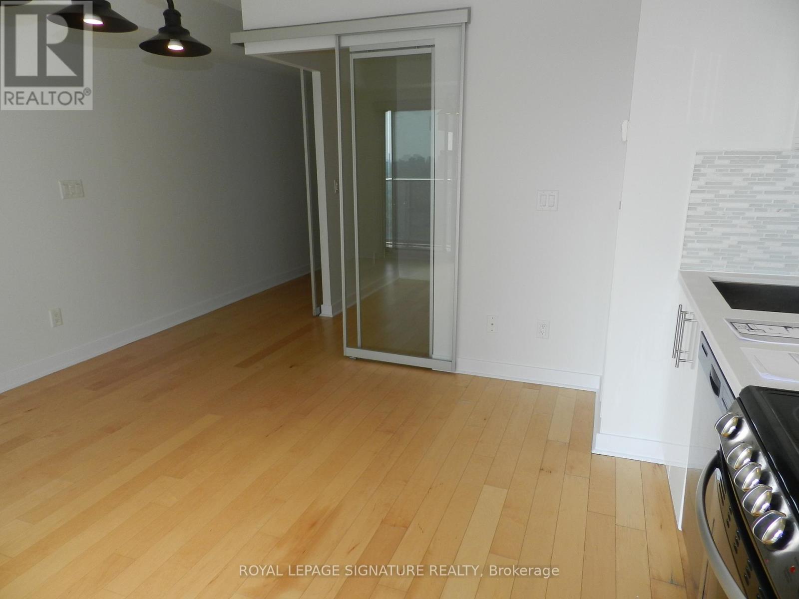 1608 - 58 Orchard View Boulevard, Toronto, Ontario  M4R 1B9 - Photo 10 - C12166867
