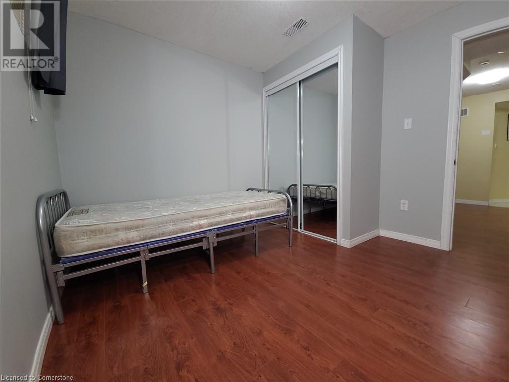 12 Peer Drive Unit# Basement, Guelph, Ontario  N1C 1G9 - Photo 10 - 40738752