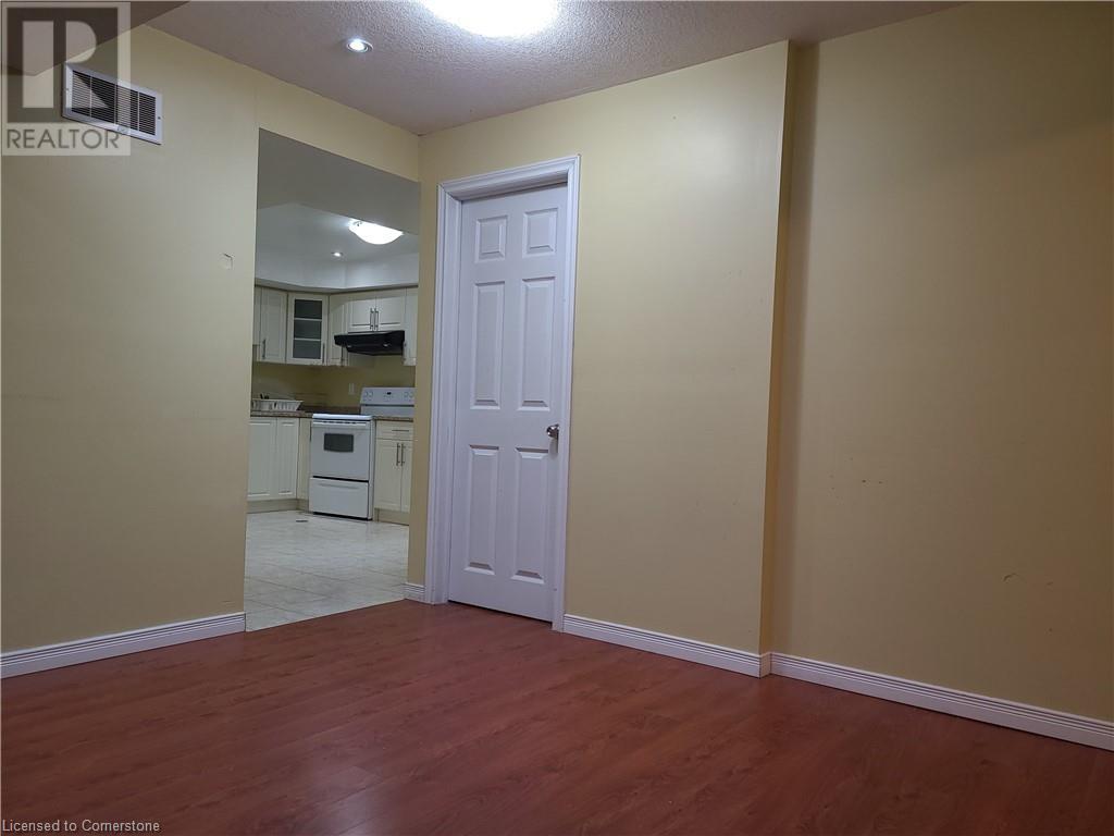 12 Peer Drive Unit# Basement, Guelph, Ontario  N1C 1G9 - Photo 6 - 40738752