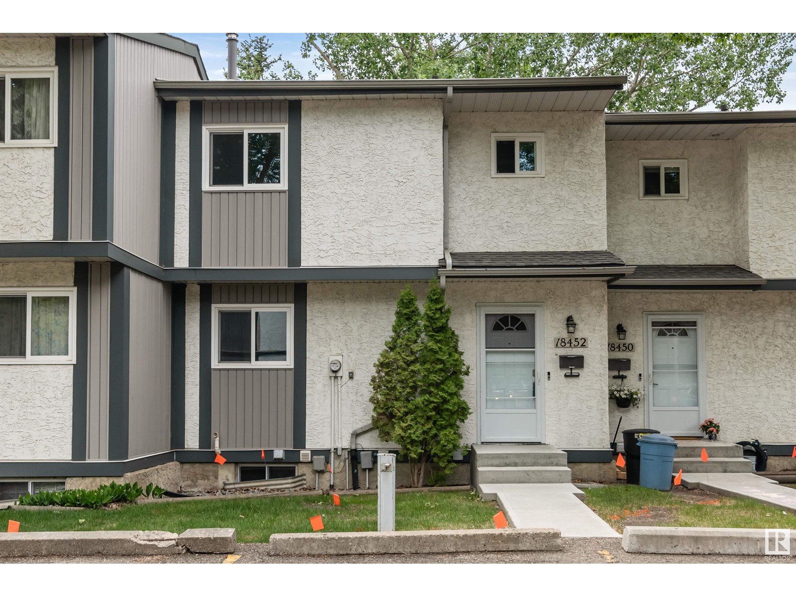 Property at 18452 62B AV NW NW image 3
