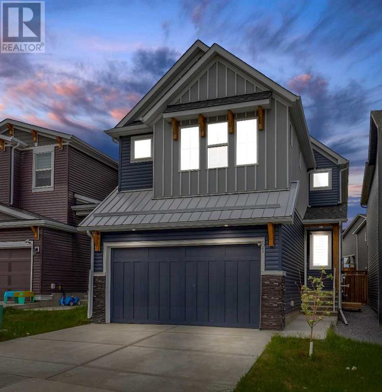 61 Calhoun Crescent, Calgary, Alberta  T3P 1X8 - Photo 2 - A2204905