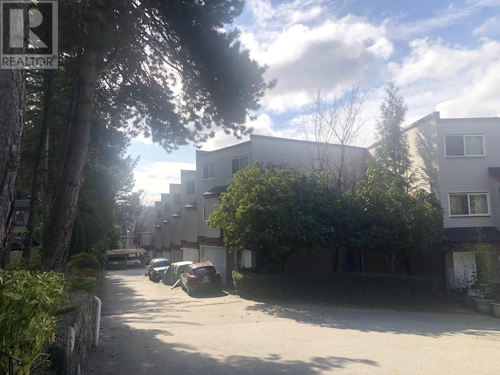 6722 Kneale Place, Burnaby, British Columbia  V5B 2Z2 - Photo 24 - R2994646