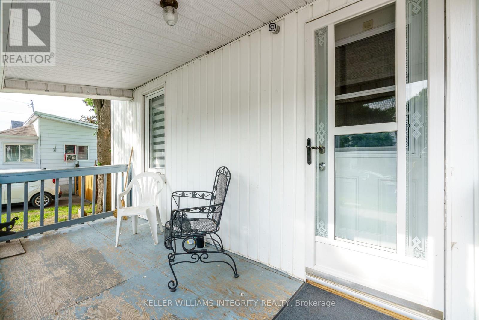 325 Belmont Street N, Cornwall, Ontario  K6H 4Z7 - Photo 3 - X12205176