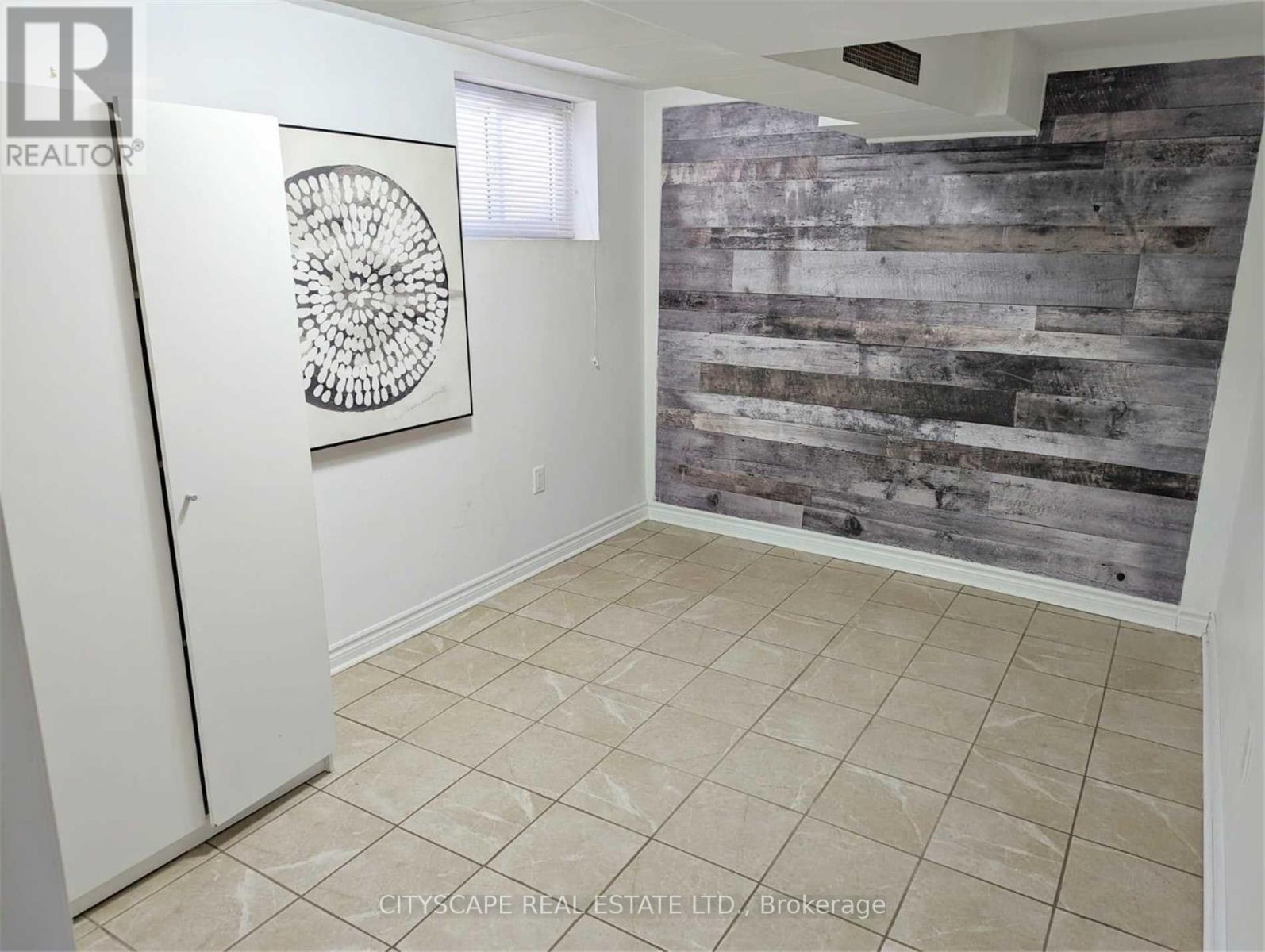 Main Floor & Lower Level - 791 Dufferin Street, Toronto, Ontario  M6H 3K8 - Photo 17 - C12205172