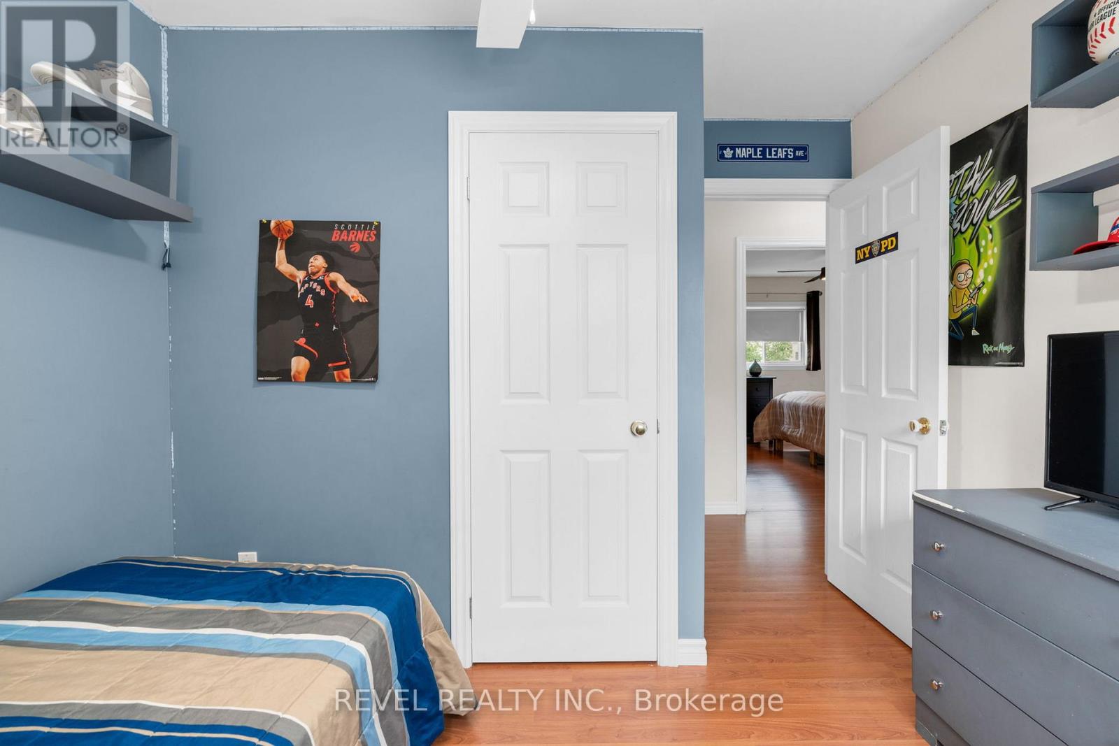 6 Park Road, Essa, Ontario  L0M 1B2 - Photo 22 - N12203940