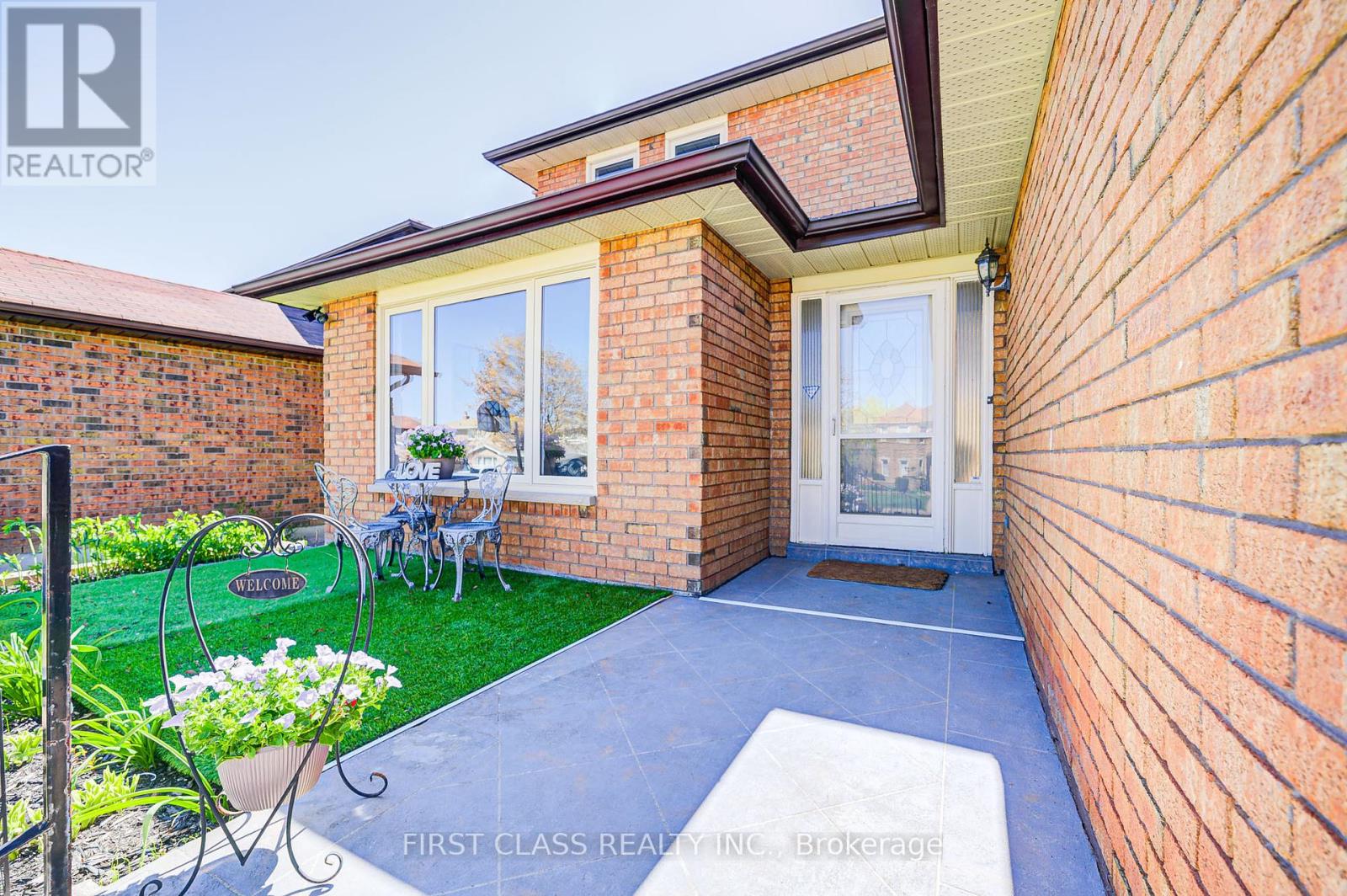 Property at 199 MILLER PARK AVENUE image 5