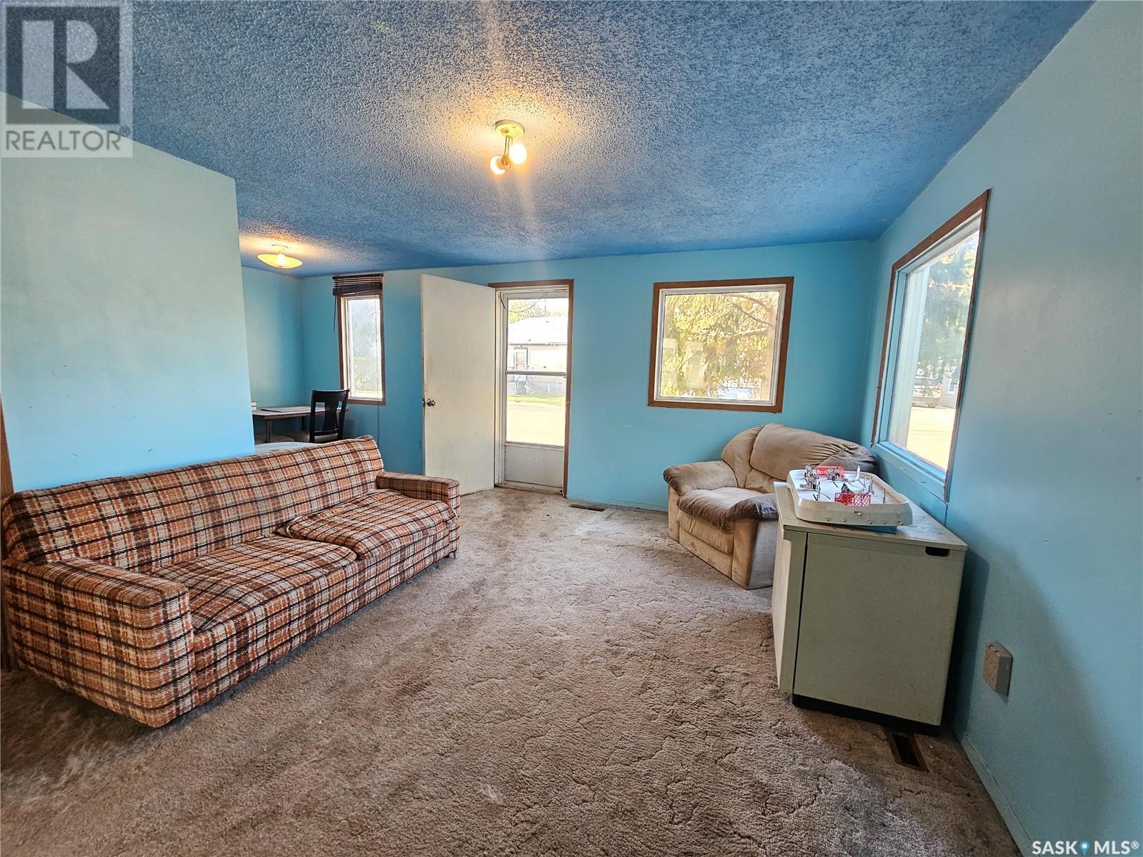 10 St Mary's Avenue, Lebret, Saskatchewan  S0G 2Y0 - Photo 9 - SK008756