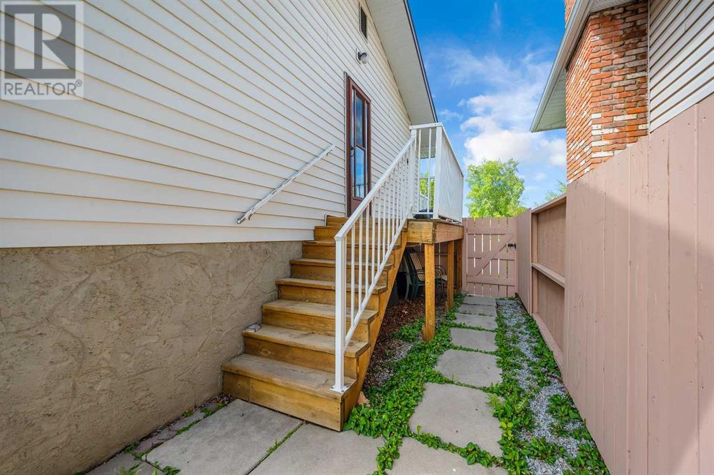 4823 34 Avenue Ne, Calgary, Alberta  T1Y 1R7 - Photo 41 - A2223134
