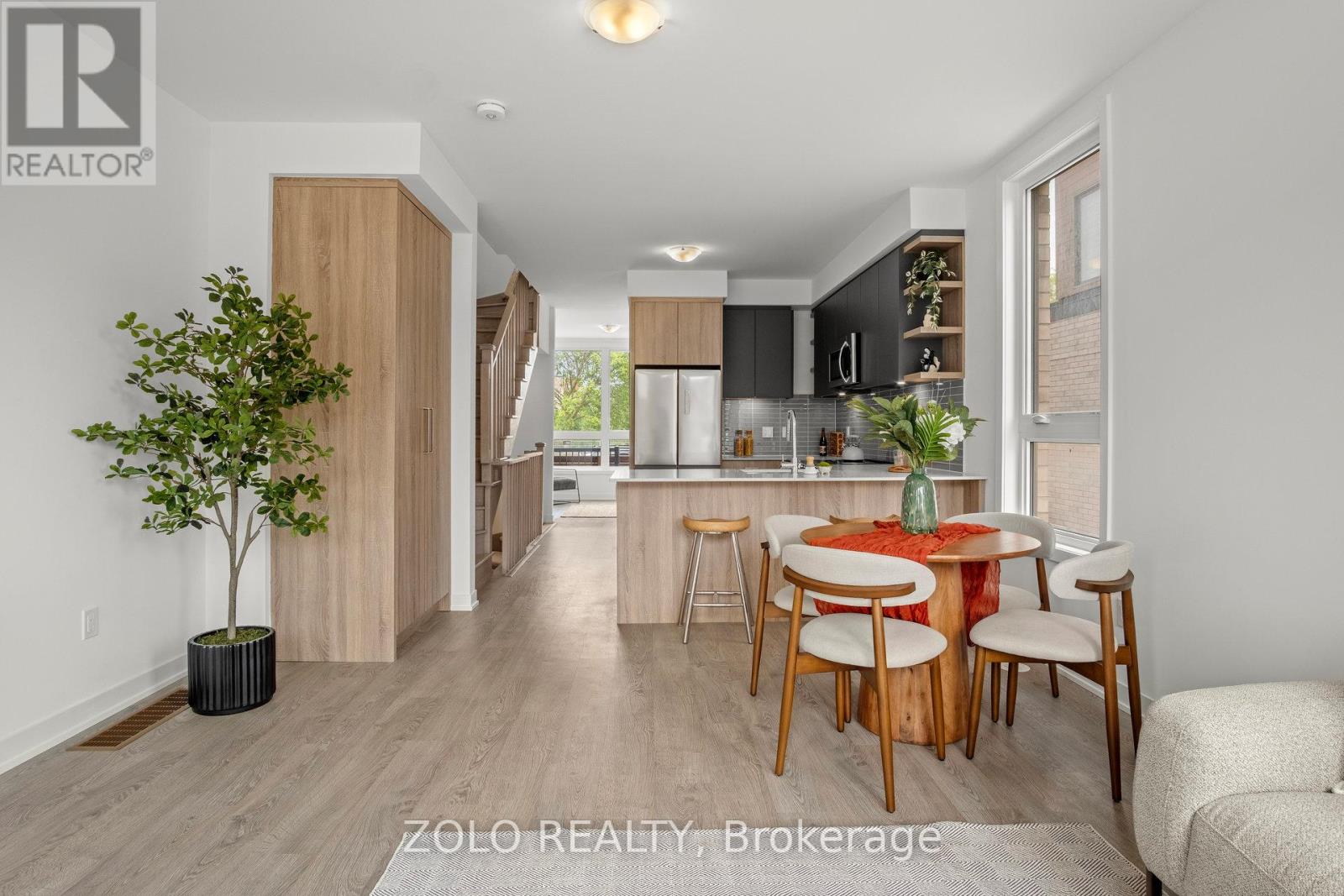 30 Deep Roots Terrace, Toronto, Ontario  M6A 2L8 - Photo 3 - C12205114