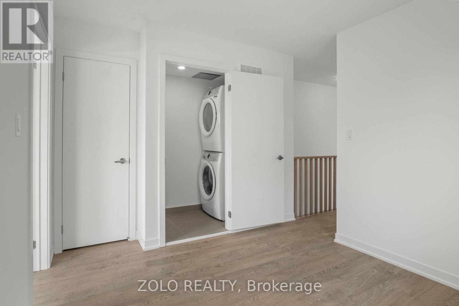30 Deep Roots Terrace, Toronto, Ontario  M6A 2L8 - Photo 38 - C12205114