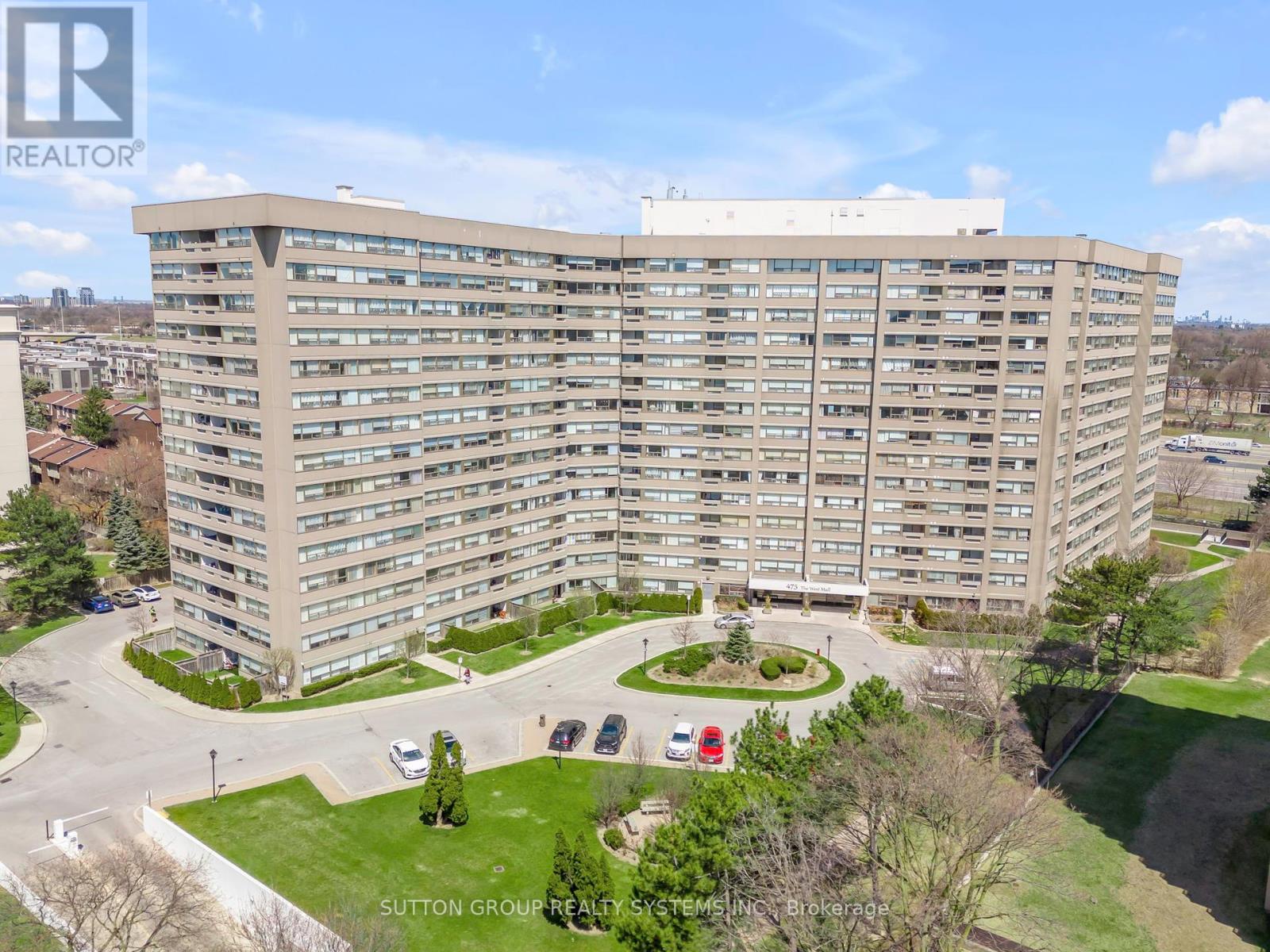 920 - 475 The West Mall, Toronto, Ontario  M9C 4Z3 - Photo 5 - W12205185