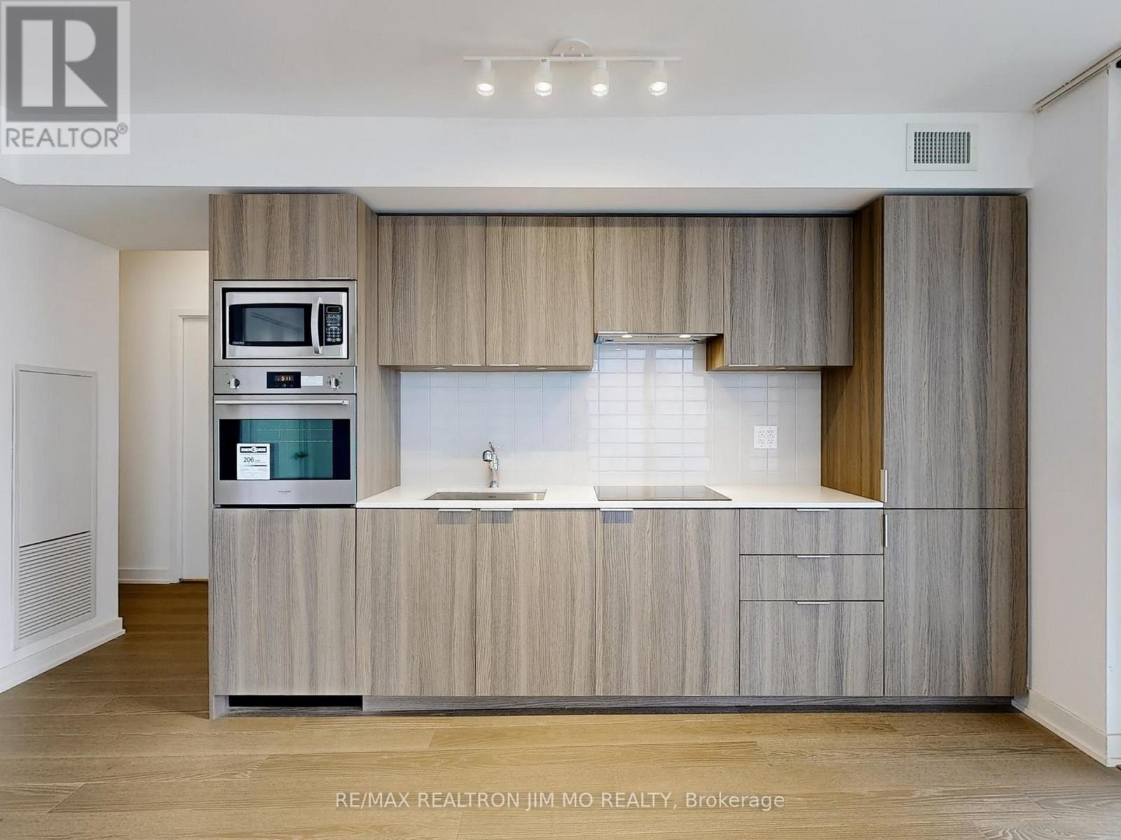 1208 - 11 Wellesley Street W, Toronto, Ontario  M4Y 0G4 - Photo 16 - C12205206