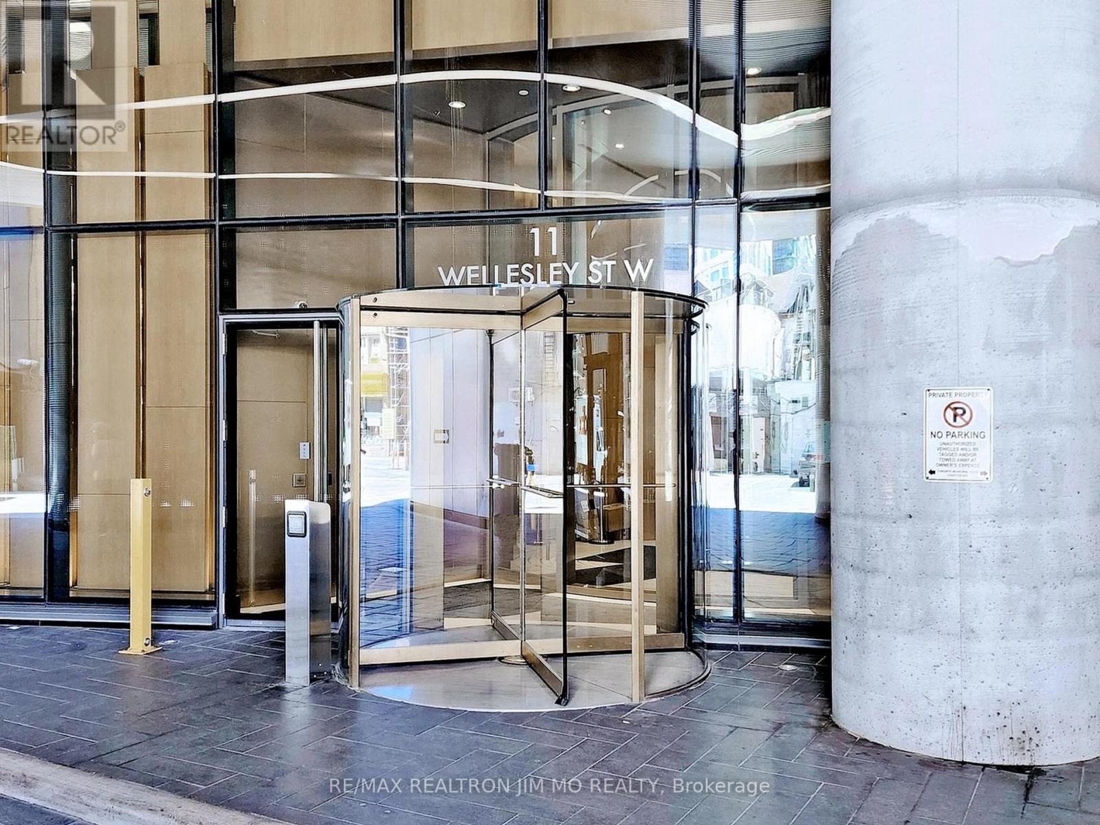 1208 - 11 Wellesley Street W, Toronto, Ontario  M4Y 0G4 - Photo 46 - C12205206