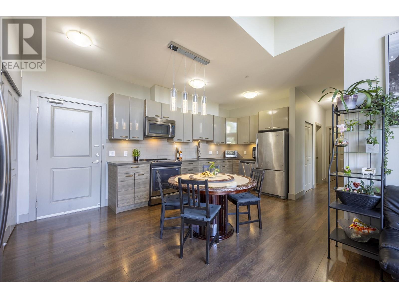 401 6875 Dunblane Avenue, Burnaby, British Columbia  V5J 0G6 - Photo 4 - R3010198