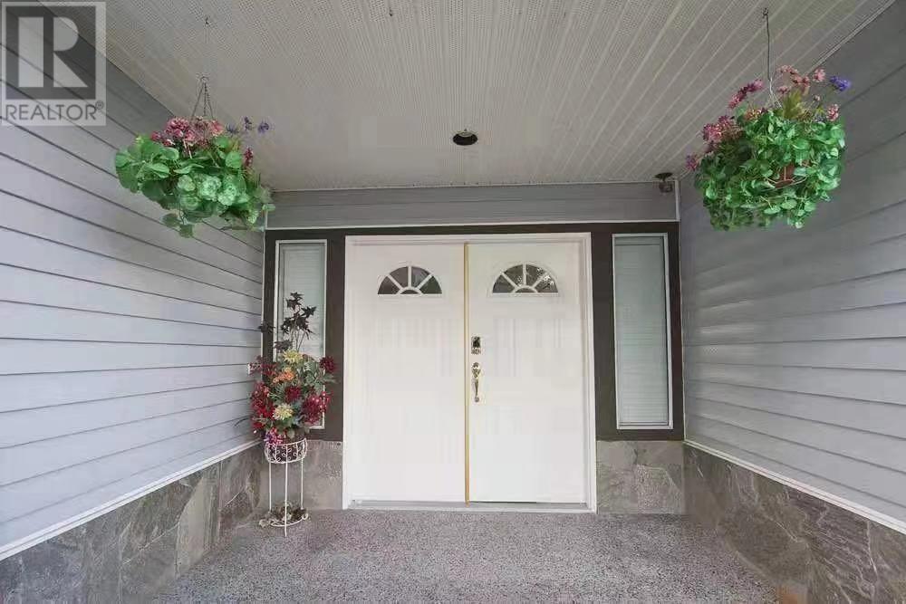 2655 Delahaye Drive, Coquitlam, British Columbia  V3B 7E7 - Photo 4 - R2977133