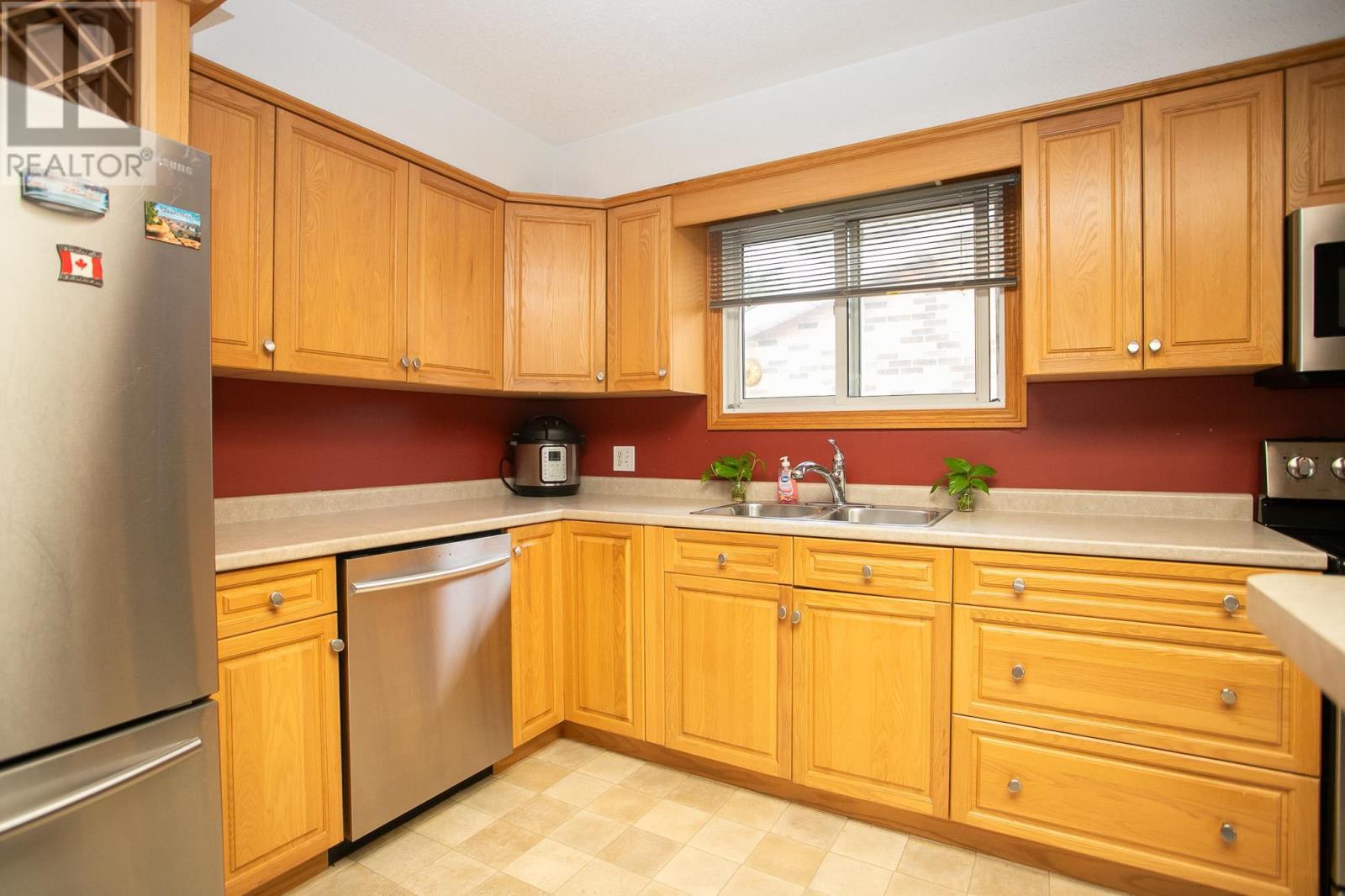 25 Healy St, Sault Ste. Marie, Ontario  P6A 6C1 - Photo 14 - SM251396