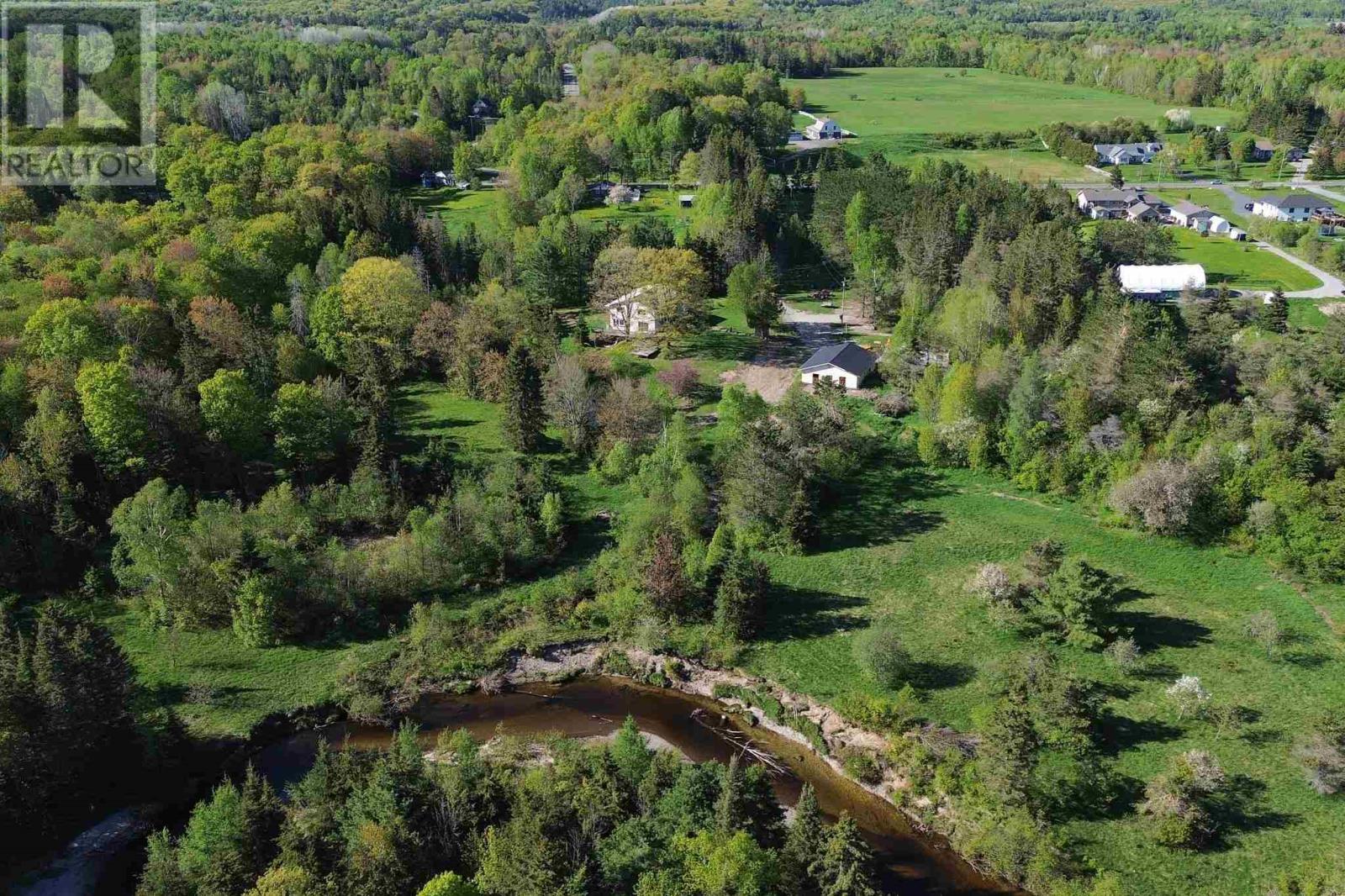 1285 Old Garden River Rd, Sault Ste. Marie, Ontario  P6A 6J8 - Photo 13 - SM251410