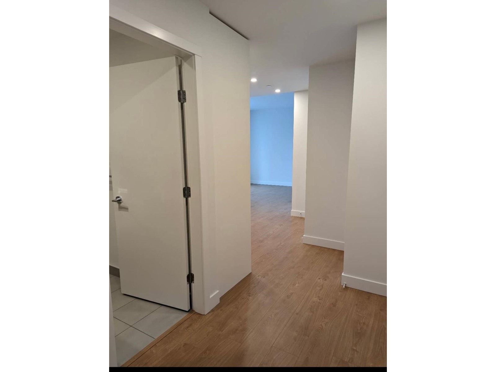 307 13359 Old Yale Street, Surrey, British Columbia  V3T 0S4 - Photo 8 - R3012686