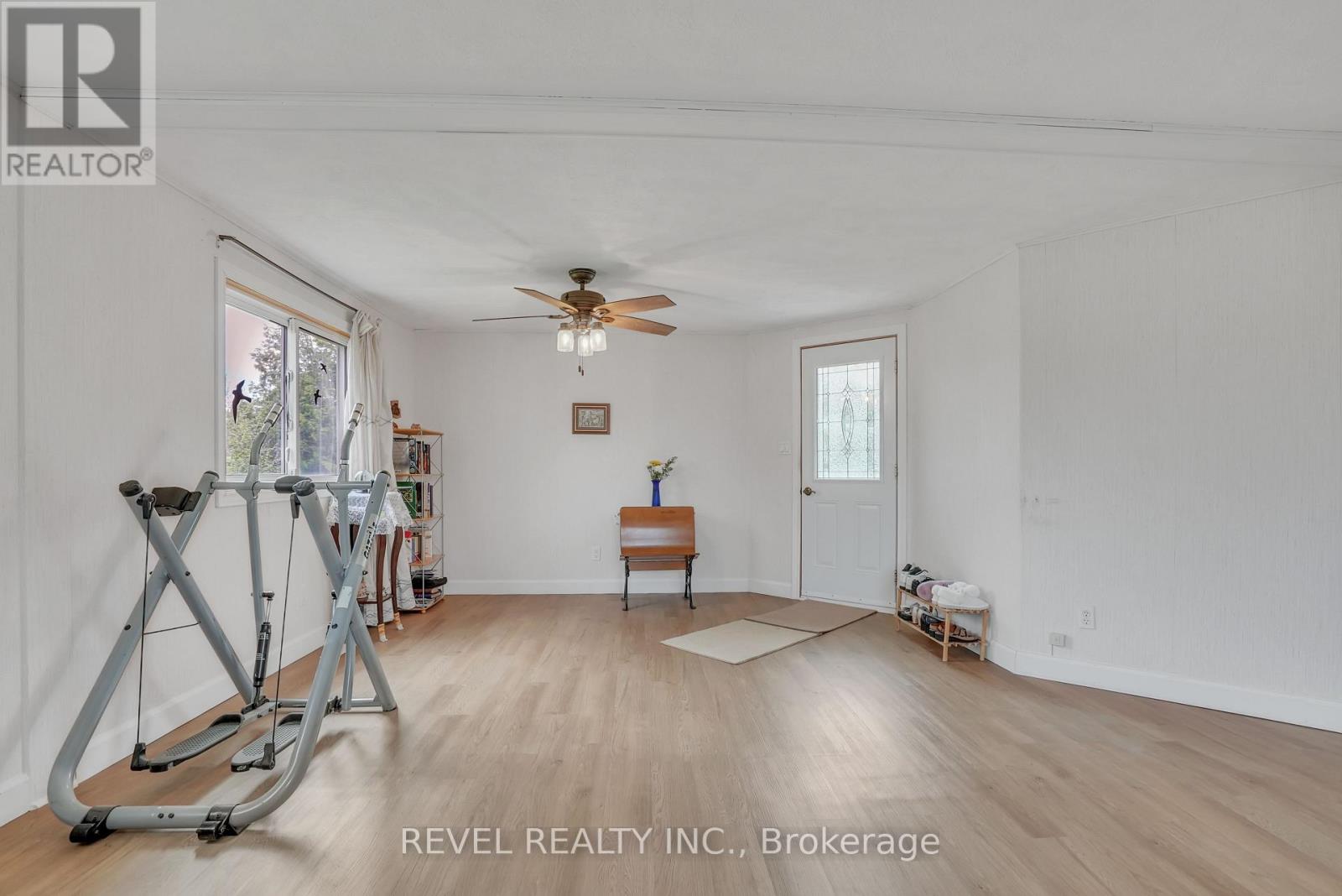 3 Tamarack Drive, Oro-Medonte, Ontario  L0L 1T0 - Photo 18 - S12135245