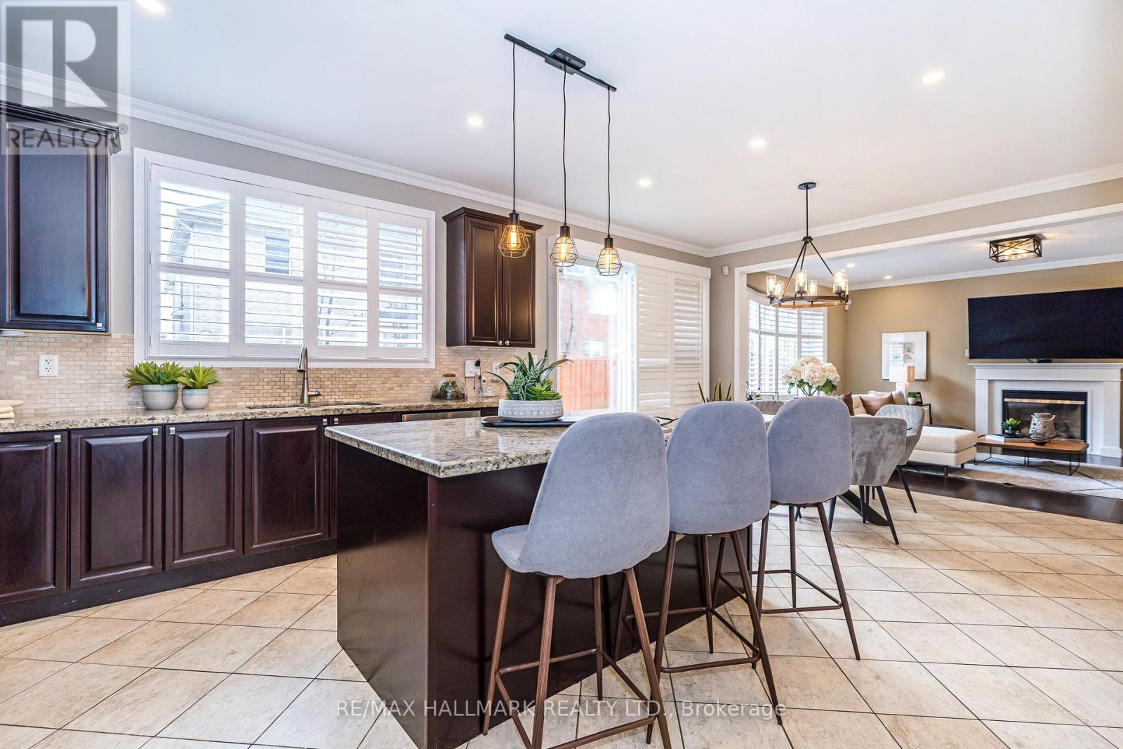 765 Boughton Crescent, Milton, Ontario  L9T 0E3 - Photo 14 - W12205214