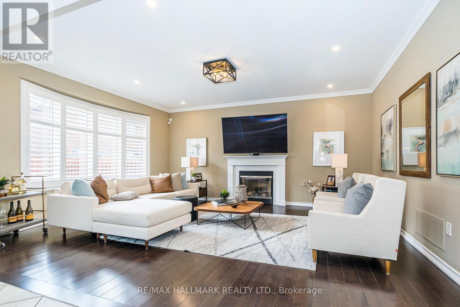 765 Boughton Crescent, Milton, Ontario  L9T 0E3 - Photo 1 - W12205214