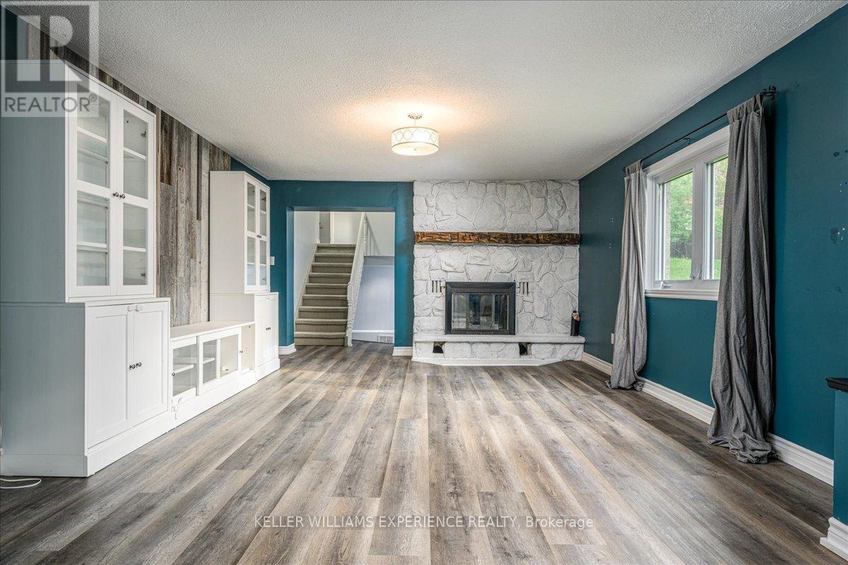 211 Foster Drive, Barrie, Ontario  L4N 3X9 - Photo 20 - S12011264
