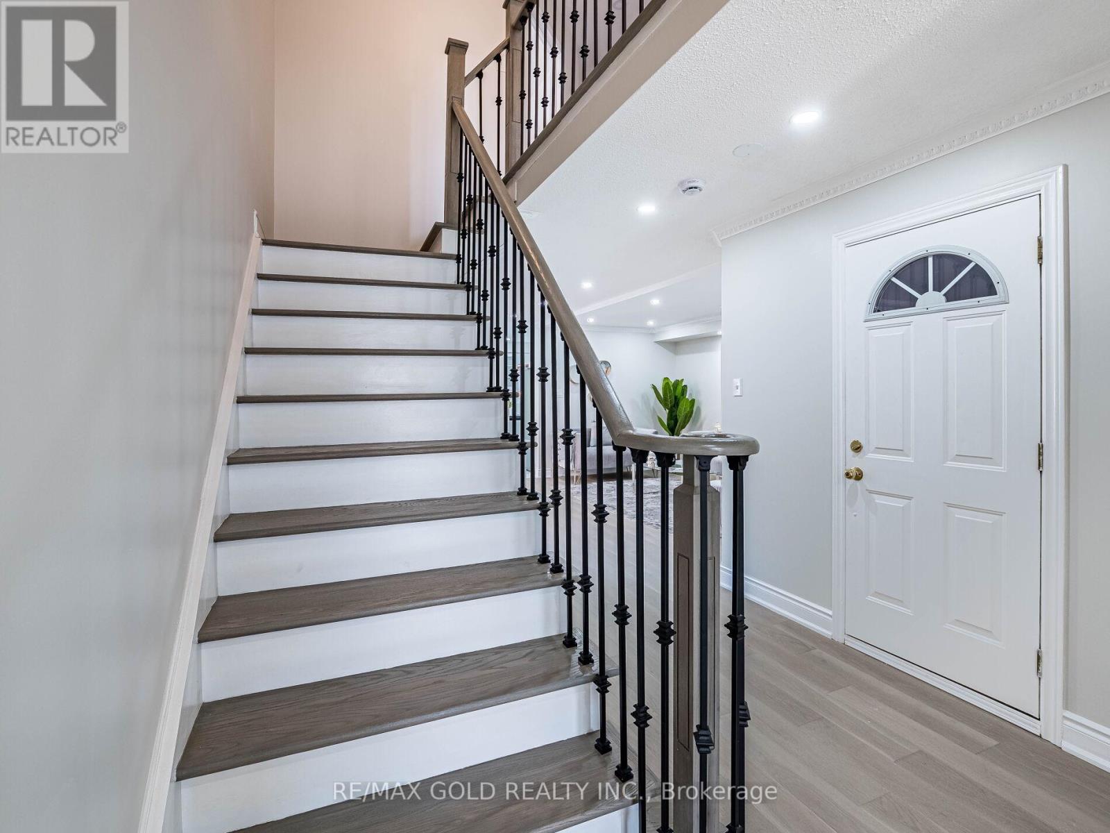 105 Woodhaven Drive, Brampton, Ontario  L7A 1Y4 - Photo 28 - W12204306