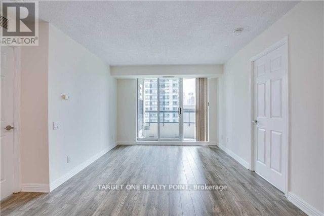 909 - 33 Empress Avenue, Toronto, Ontario  M2N 6Y7 - Photo 8 - C12205222
