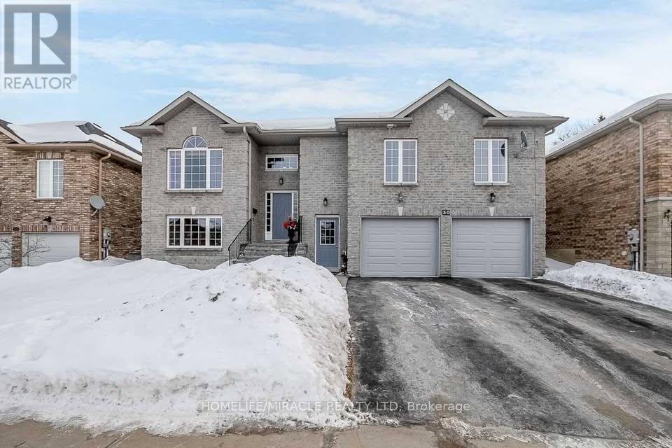 UPPER - 30 DOVE CRESCENT, Barrie, Ontario