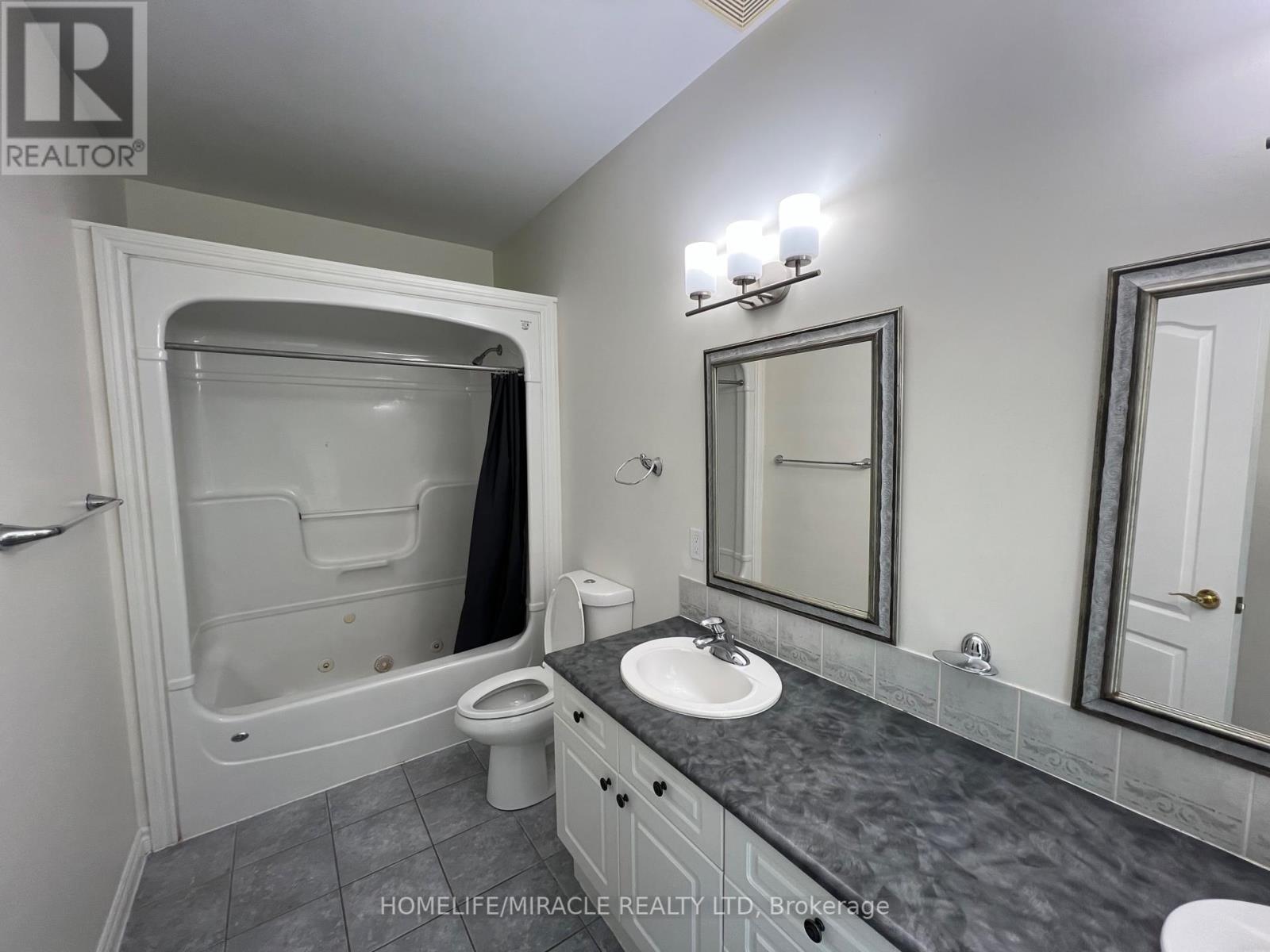 Upper - 30 Dove Crescent, Barrie, Ontario  L4N 7Z3 - Photo 16 - S12205230