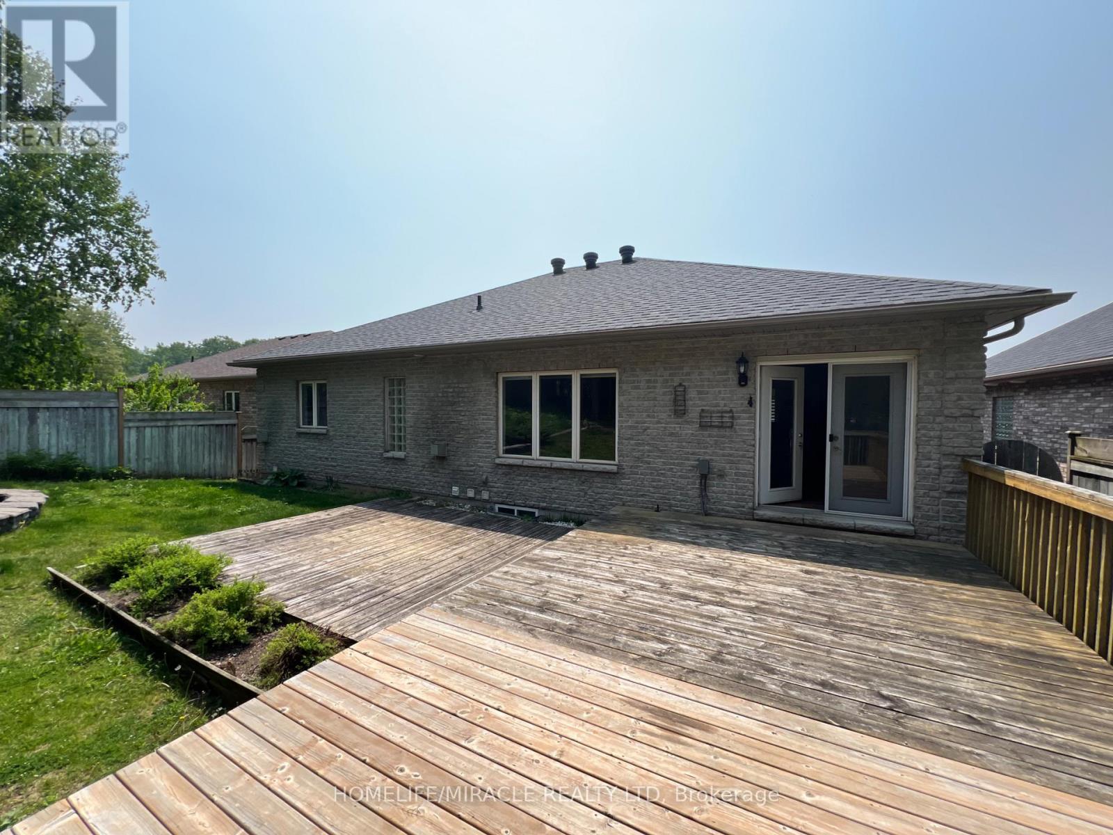 Upper - 30 Dove Crescent, Barrie, Ontario  L4N 7Z3 - Photo 24 - S12205230