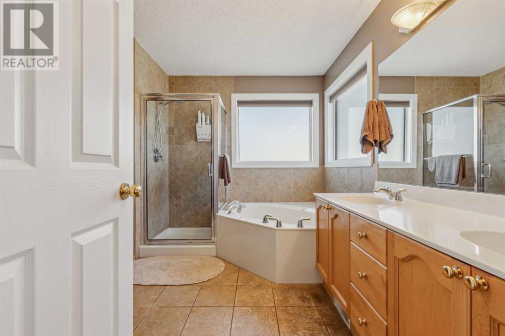81 Rocky Ridge Close Nw, Calgary, Alberta  T3G 4X1 - Photo 22 - A2217387