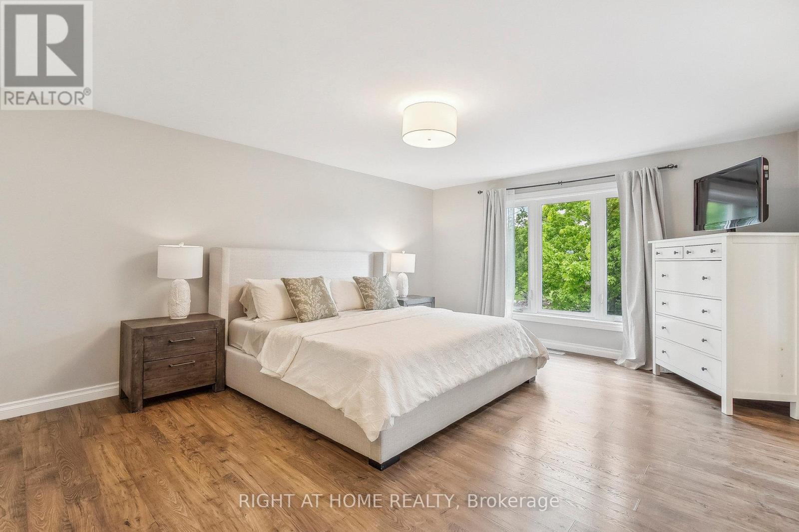 44 Citation Crescent, Hamilton, Ontario  L9K 1H8 - Photo 19 - X12205242