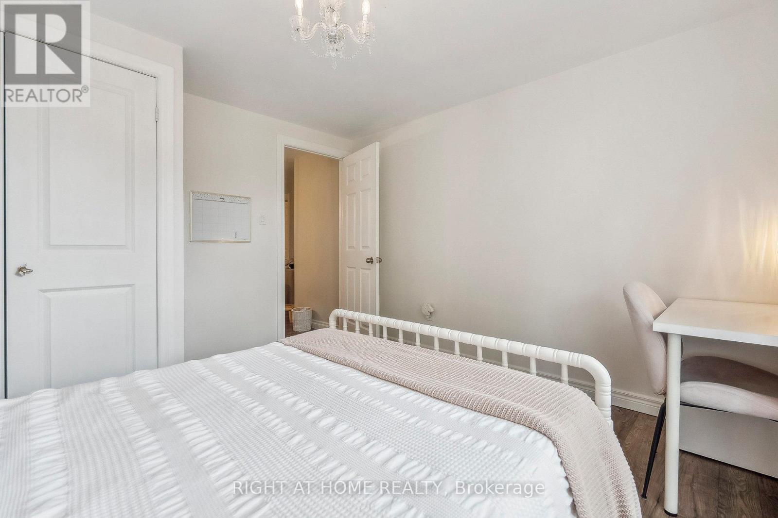 44 Citation Crescent, Hamilton, Ontario  L9K 1H8 - Photo 25 - X12205242